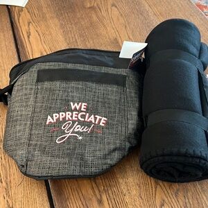 Cooler bag blanket set